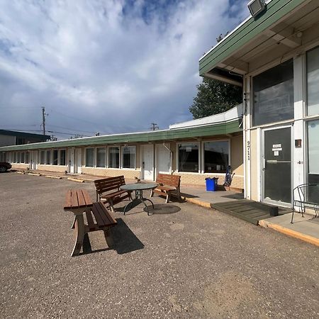 Caravan Motel Fort St. John Exterior foto