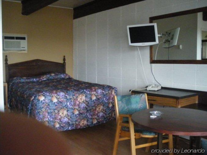 Caravan Motel Fort St. John Habitación foto