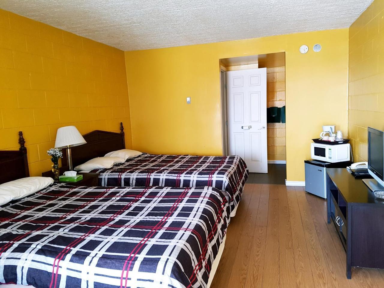 Caravan Motel Fort St. John Exterior foto
